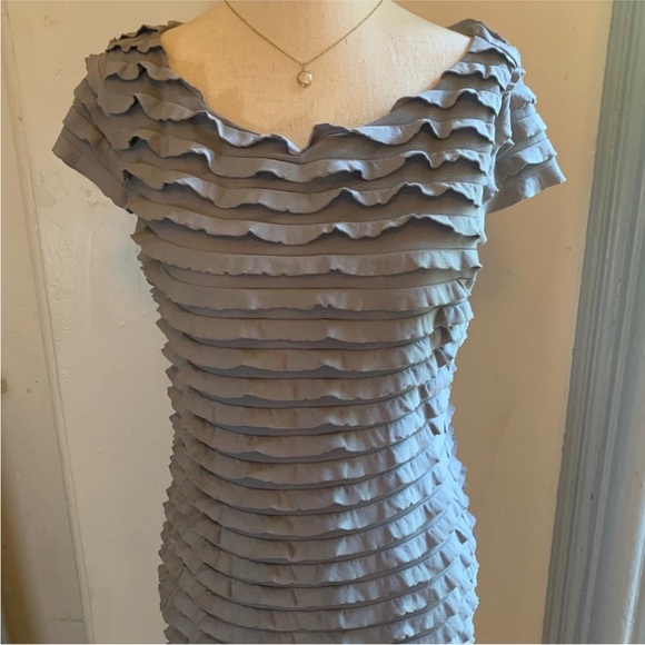 Banana Republic Stretch Ruffle Tiered Bodycon Dress - Picture 5 of 9